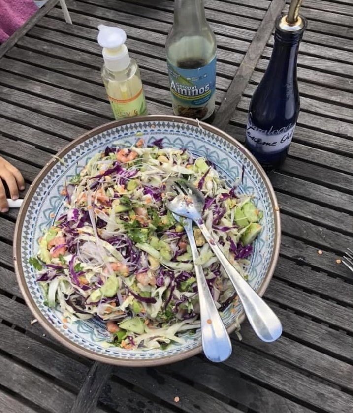 Summer salad: shrimp and noodles